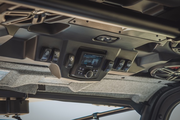 Command Center for Front Audio Roof with Source Unit and Switches