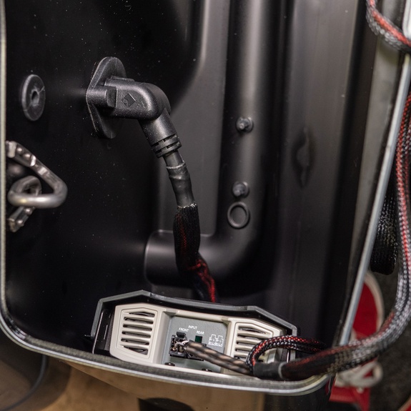 Detail View of Connector Interface and Amplifier
